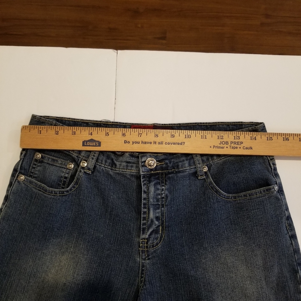 Younique Jeans Women's Size 9 Embroidered Butterfly Flare Bootcut Blue Denim - Picture 7 of 8